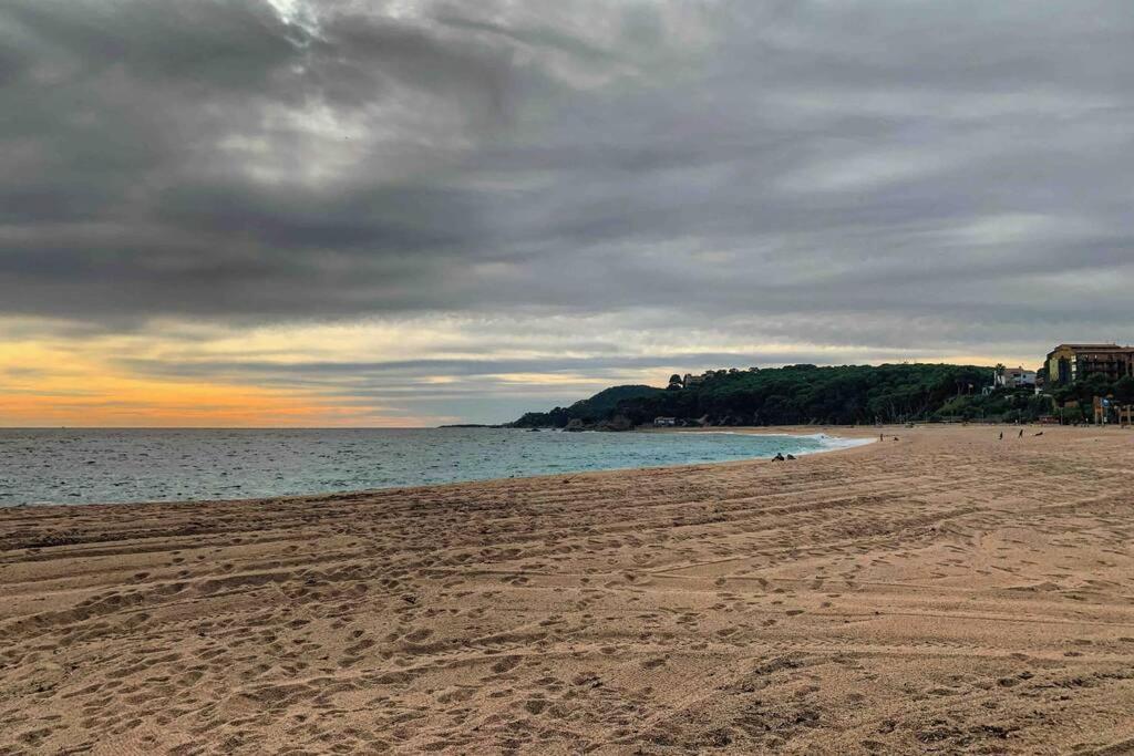 Apartment Con Piscina Y Parking En Lloret de Mar