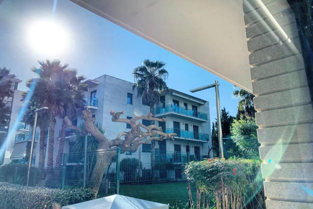 Con Piscina Y Parking En * Lloret de Mar