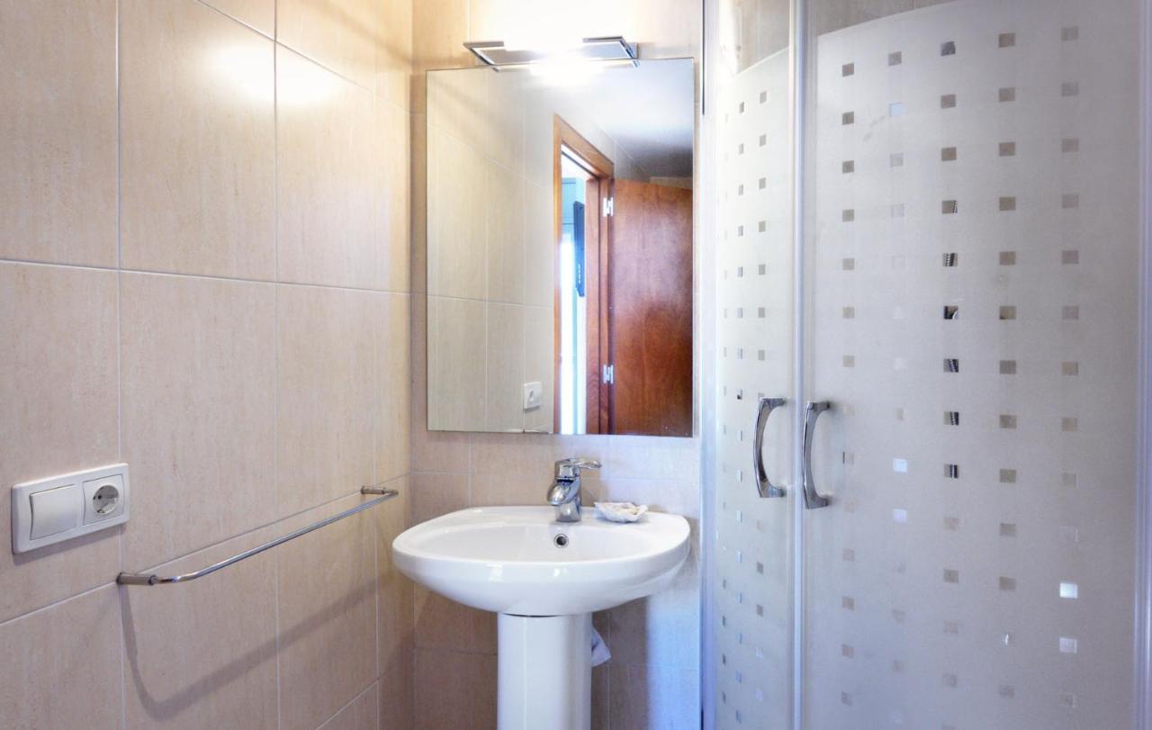 Al19 Familias, Playa Fenals Apartment