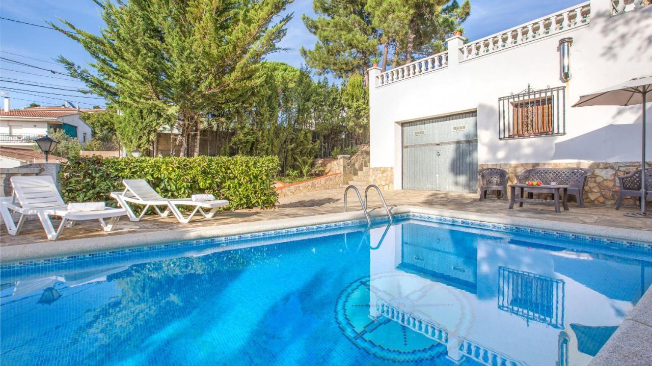 Villa 2con - Lloret de Mar