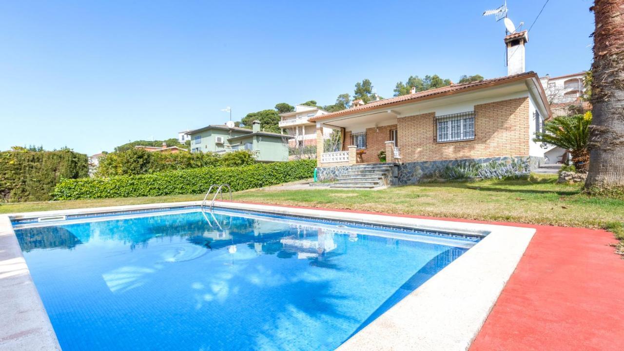 Villa 2fina01 -