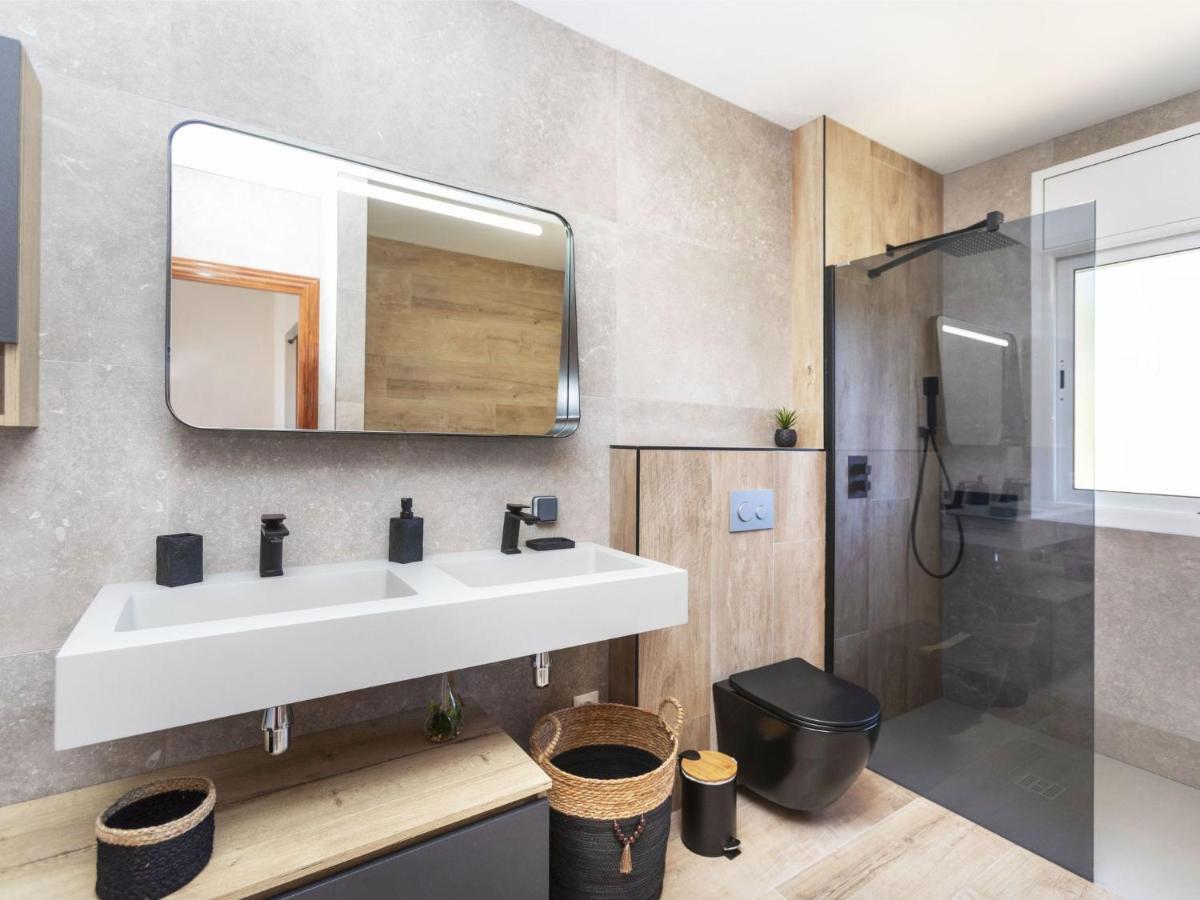 Floradise By Interhome Holiday home Lloret de Mar