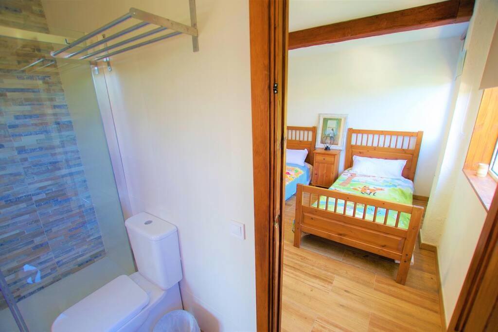 V&v Lloret-villa Suecia: Mountain View Casita With Air Conditioning