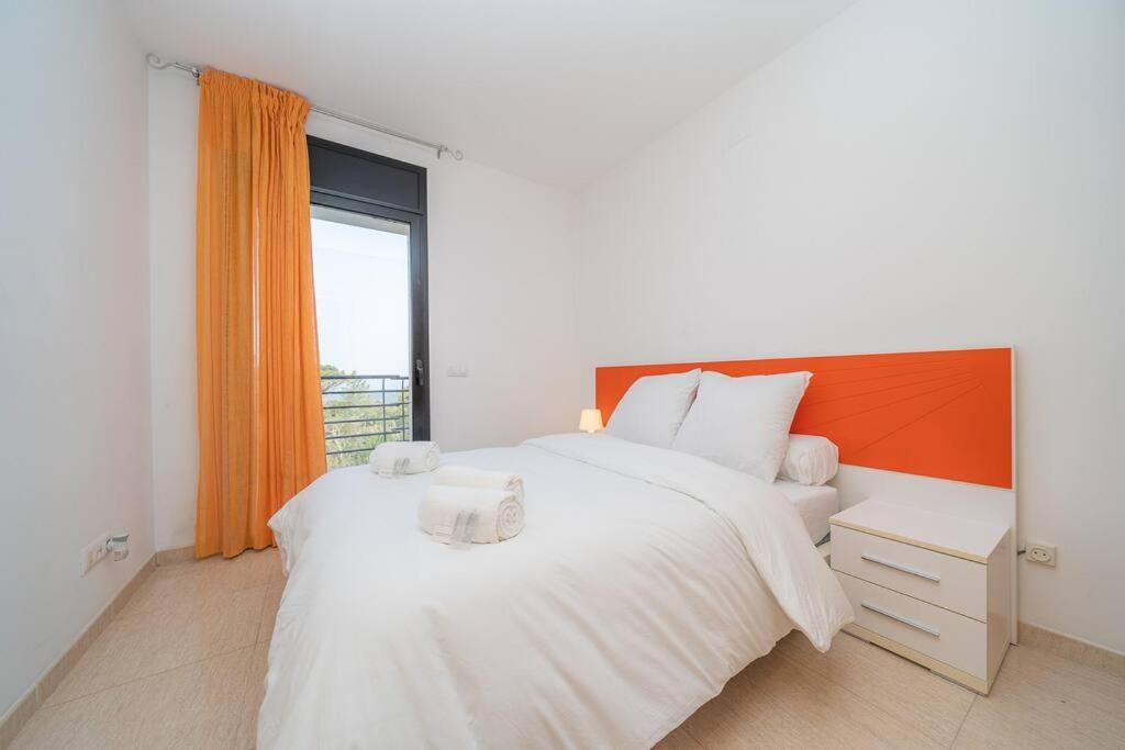 Aurore, 12 Persons, Large Salt-water Pool, Air Conditioning
