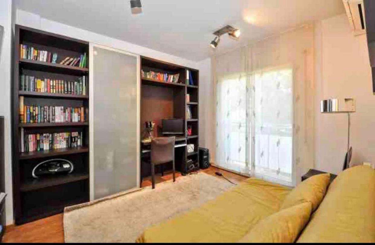 Wonderful Townhouse On Sa Boadella Beach Holiday home *
