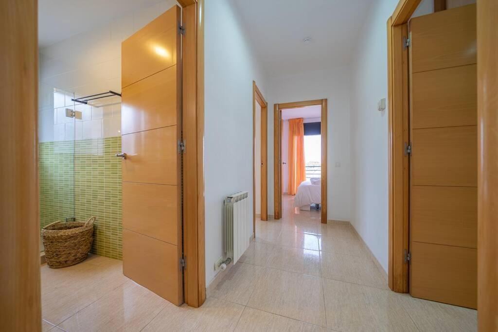 Aurore, 12 Persons, Large Salt-water Pool, Air Conditioning Pousada Lloret de Mar