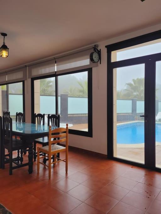 Aurore, 12 Persons, Large Salt-water Pool, Air Conditioning