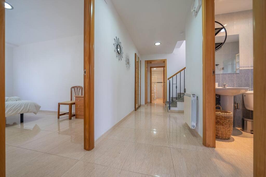 Aurore, 12 Persons, Large Salt-water Pool, Air Conditioning Pousada *