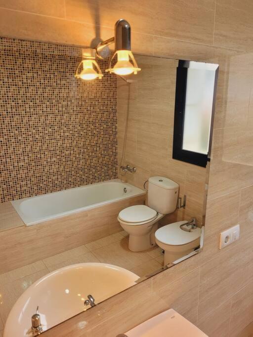 Aurore, 12 Persons, Large Salt-water Pool, Air Conditioning * Lloret de Mar