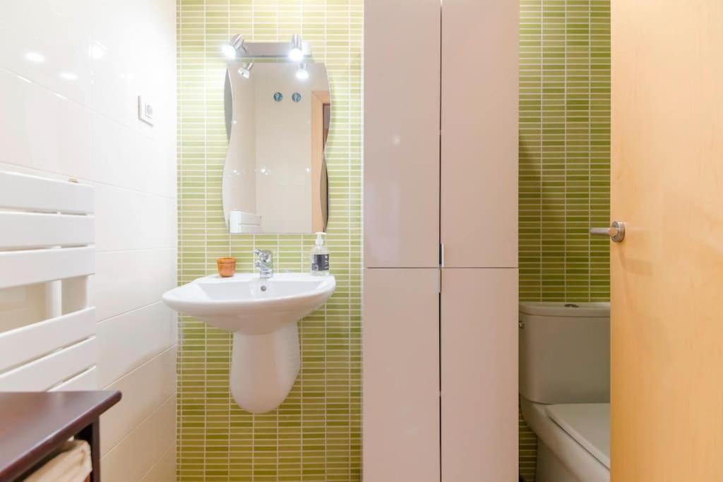 Sa Boadella Con Piscina Y Garaje Close To The Apartment Lloret de Mar