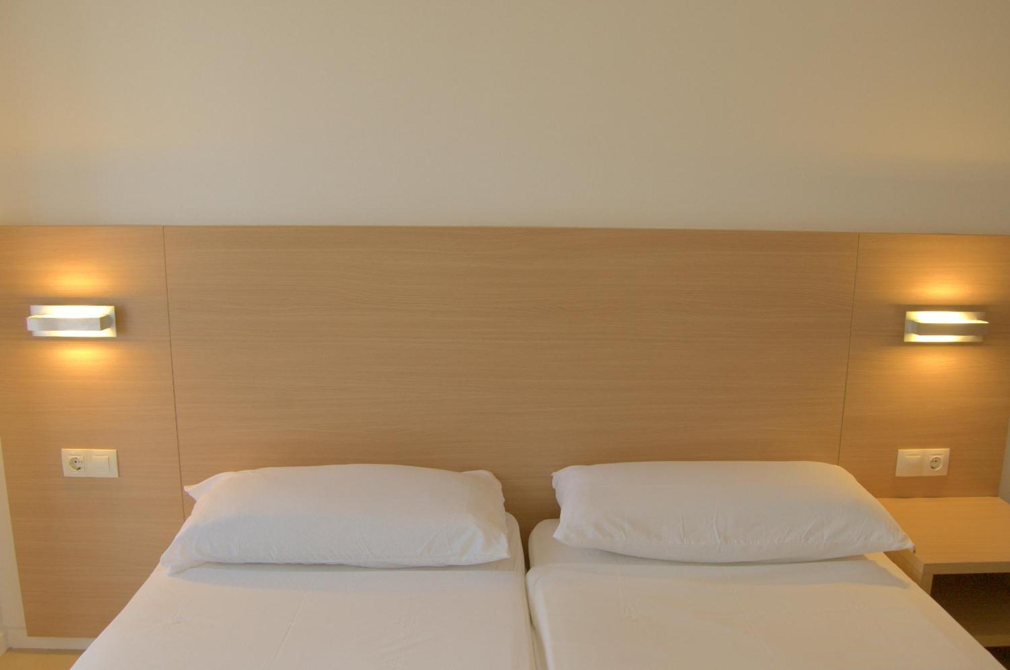 Aura, Centro De 2 * Lloret de Mar