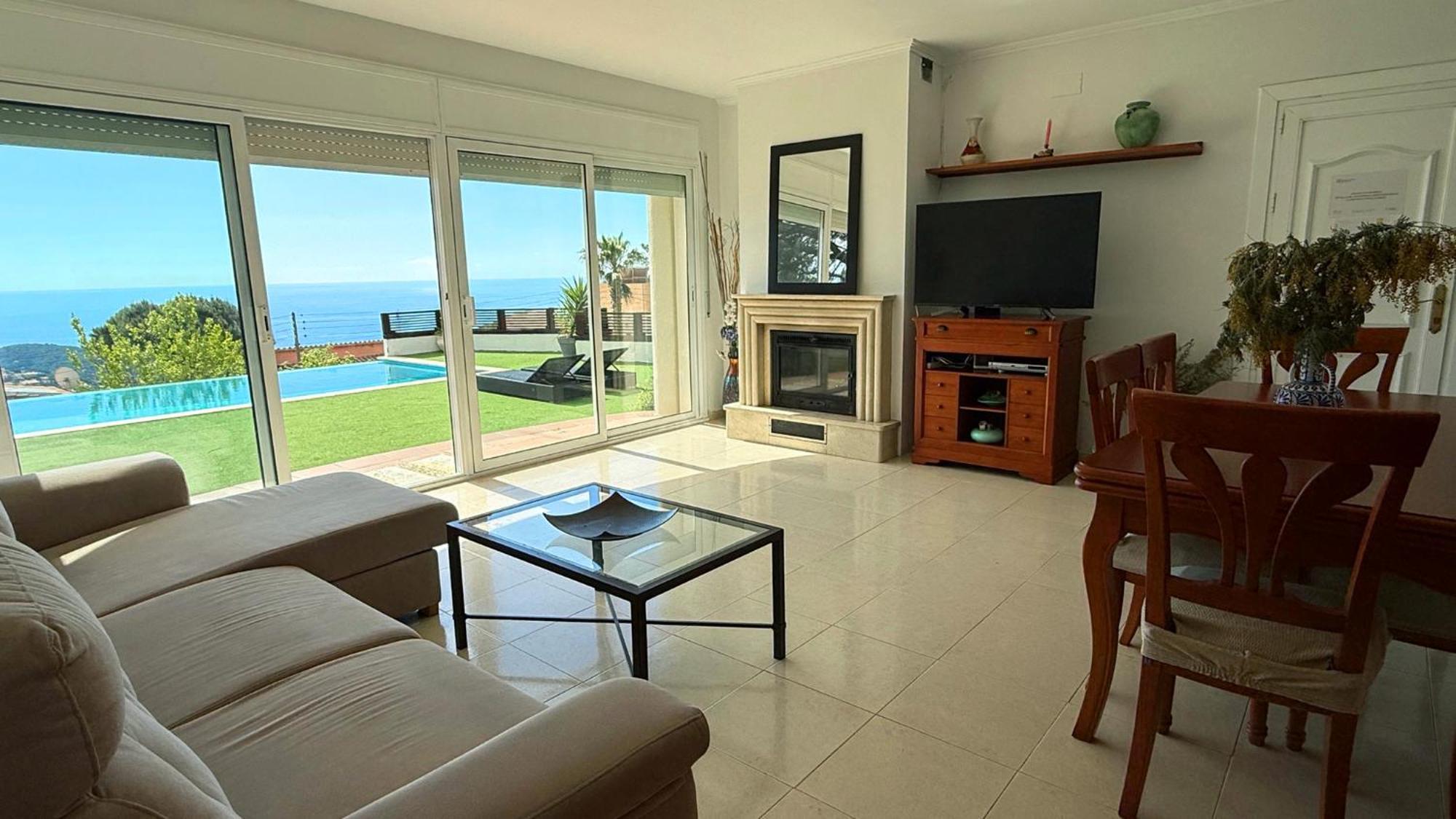 Villa Irene - Luxury Coastal Retreat * Lloret de Mar