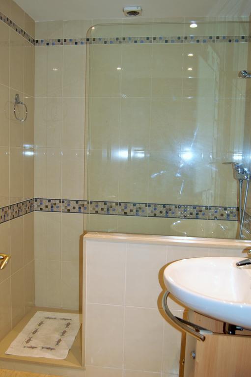 Villa 2pau -