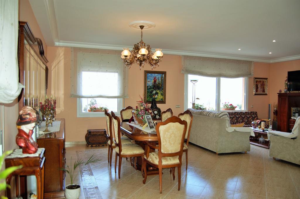 Villa 2pau -