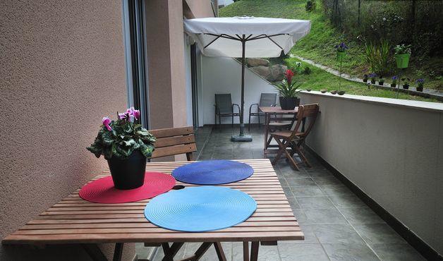 Vivalidays Remei - Fenals - Apartment