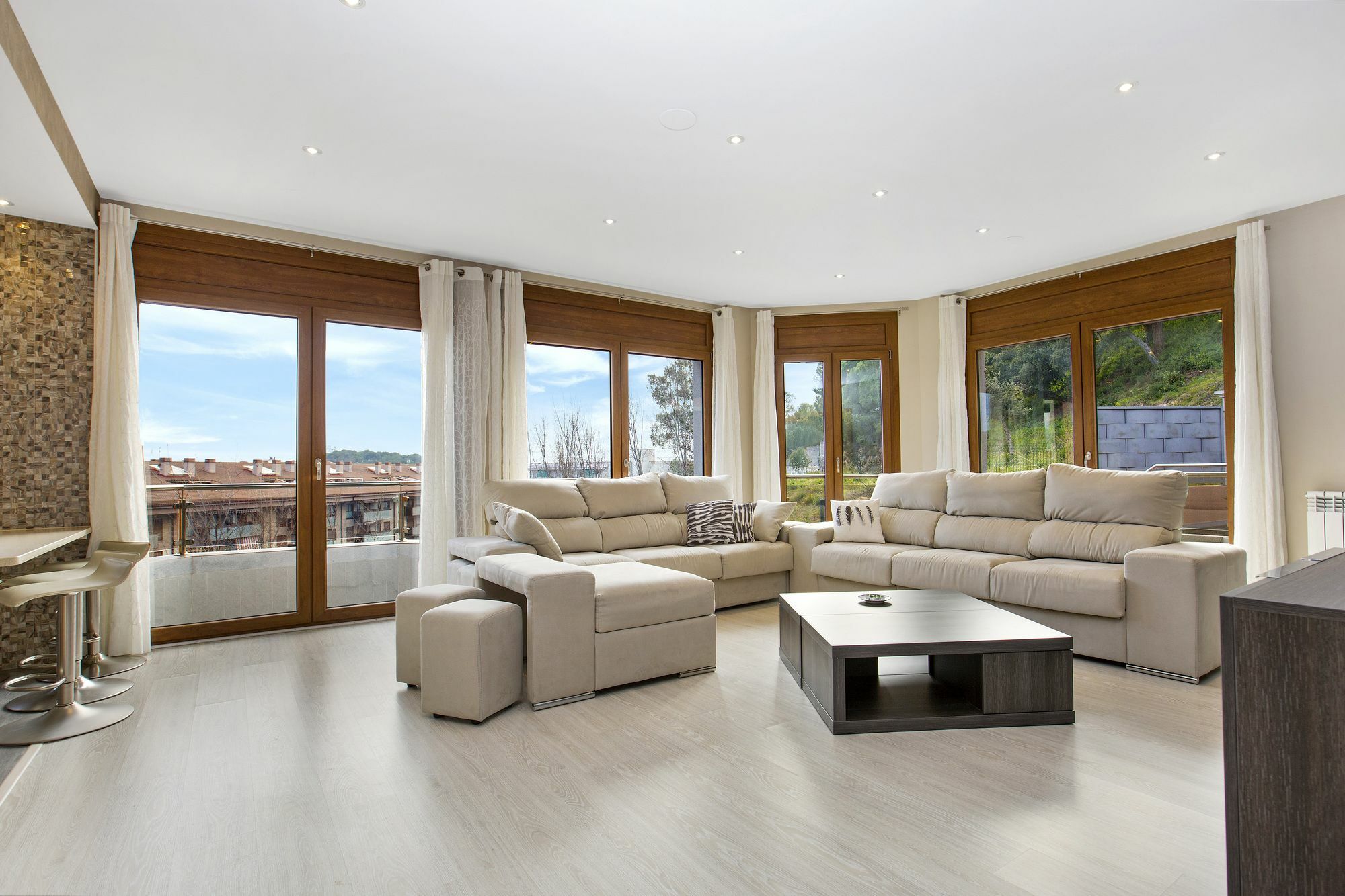Villa 2pau - *