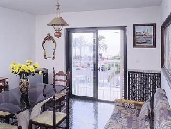 Zodiac Apartment *