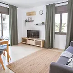 Al38 Elegant Apartment In Fenals Beach