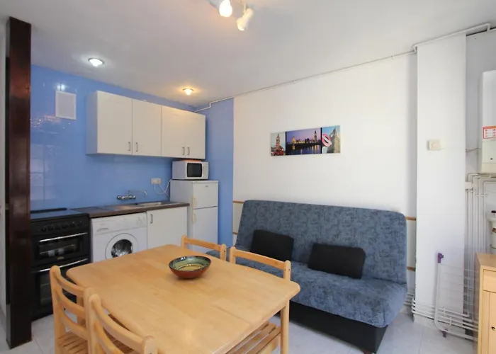 Apartment Bond