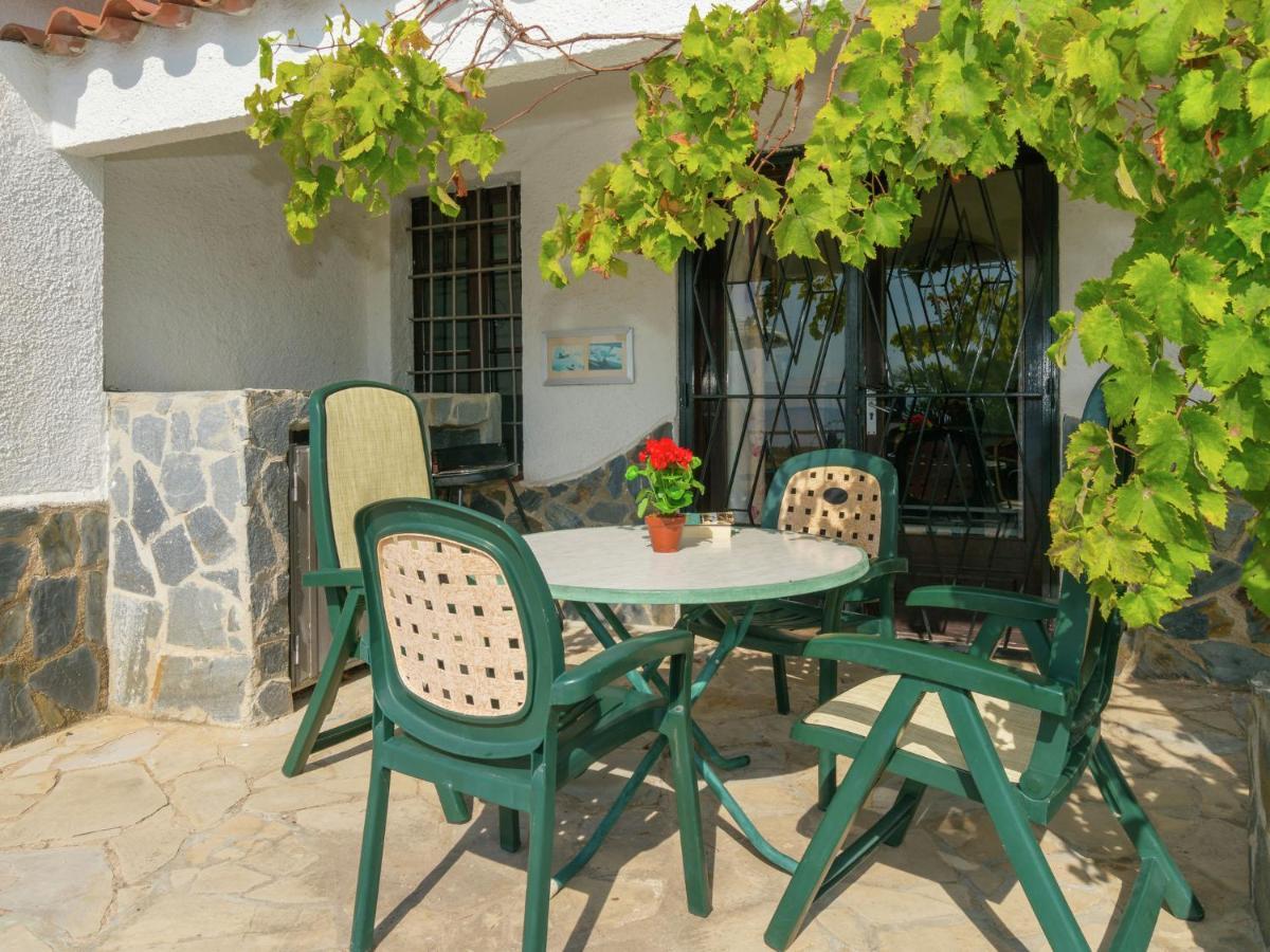 A Picturesque Wine House Now Refurbished Into In Holiday home