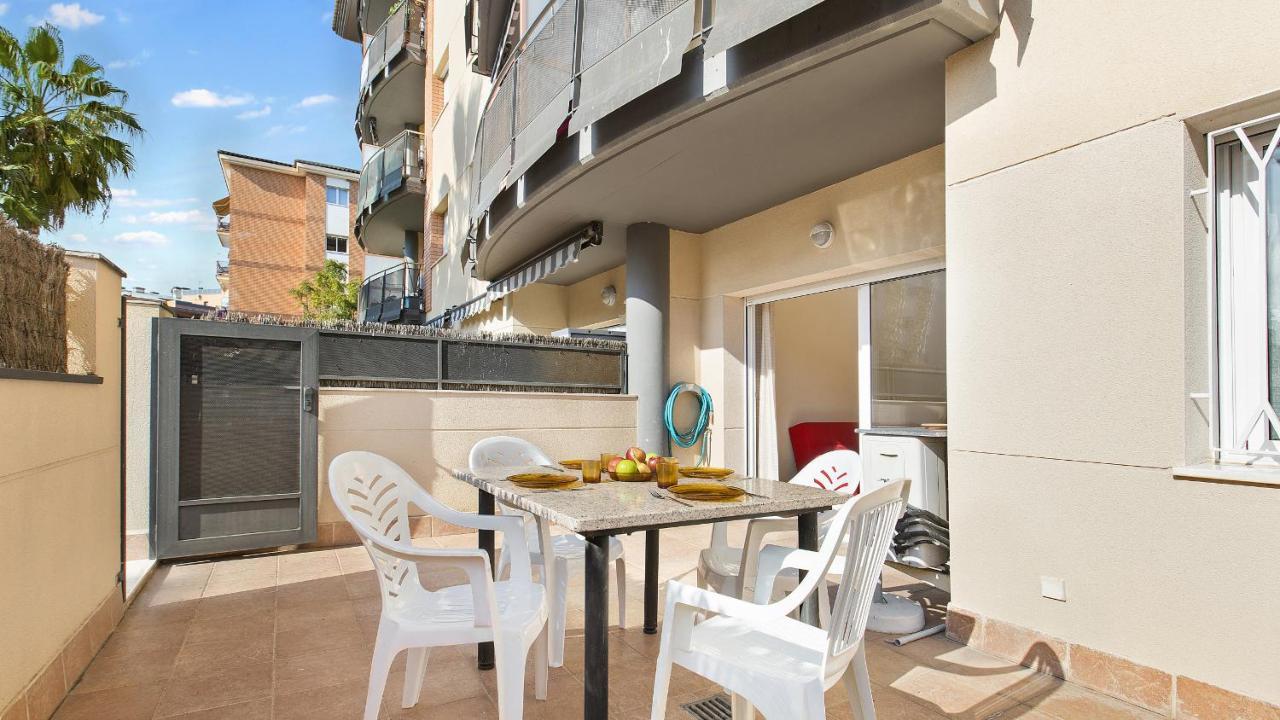 2p-53 - Apartment *