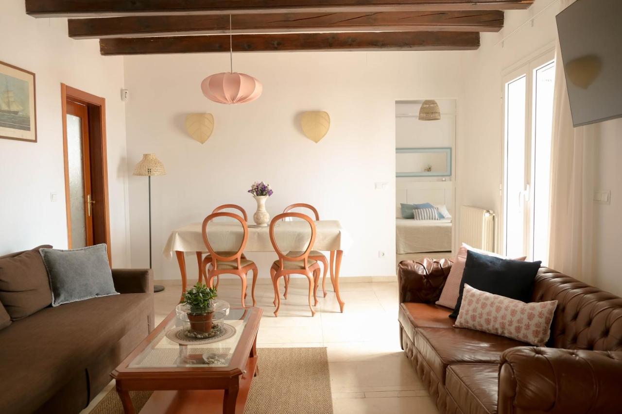 Sa Caleta Villa *
