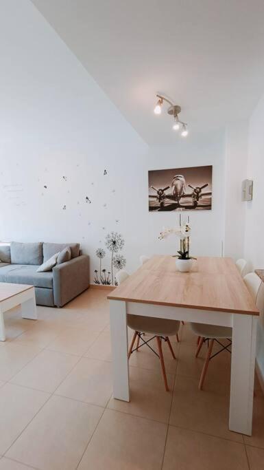 Apartamento La Brisa Para 4, Con Piscina Y Parking Lloret de Mar