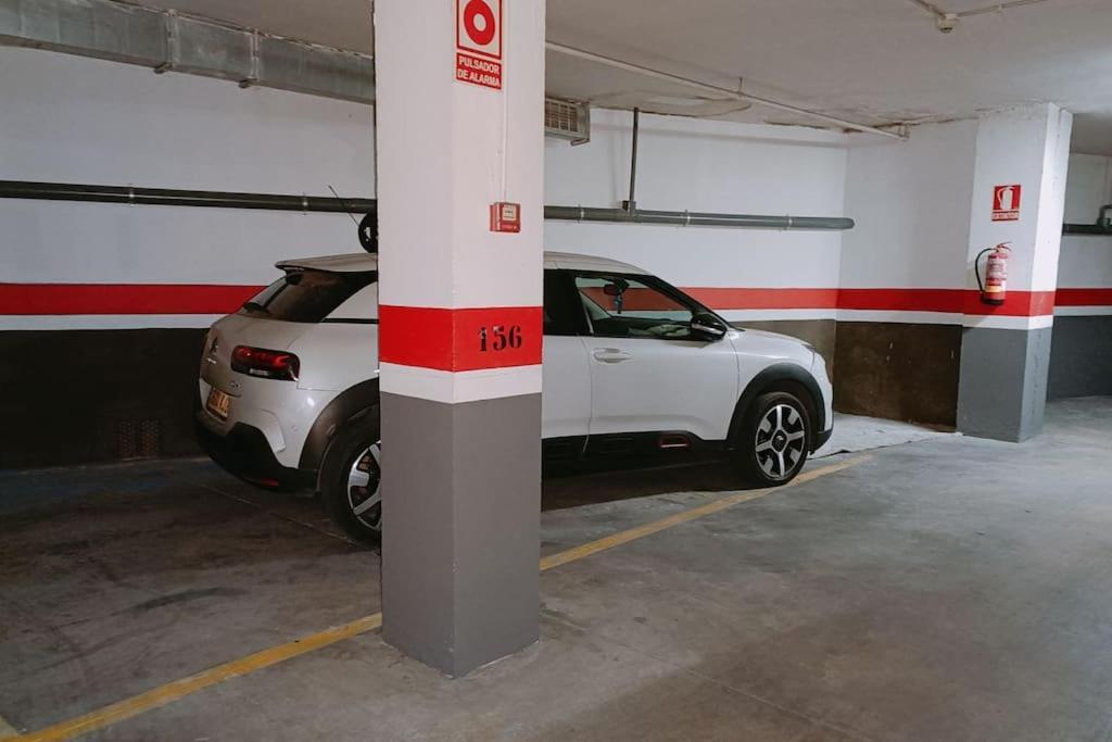Apartamento La Brisa Para 4, Con Piscina Y Parking Apartment