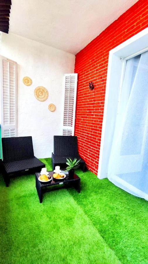 The - In Lloret Apartamento