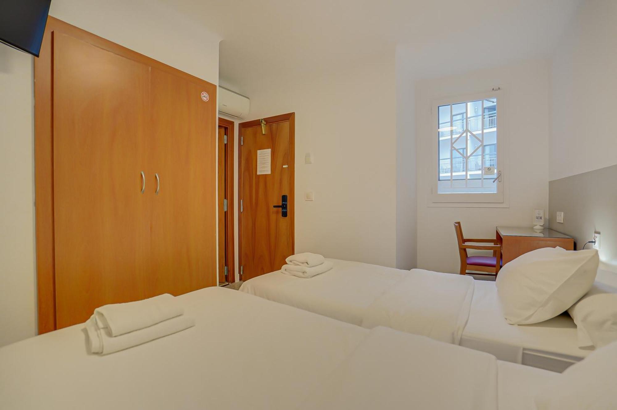 Y Moli De Mar Guest house 2*