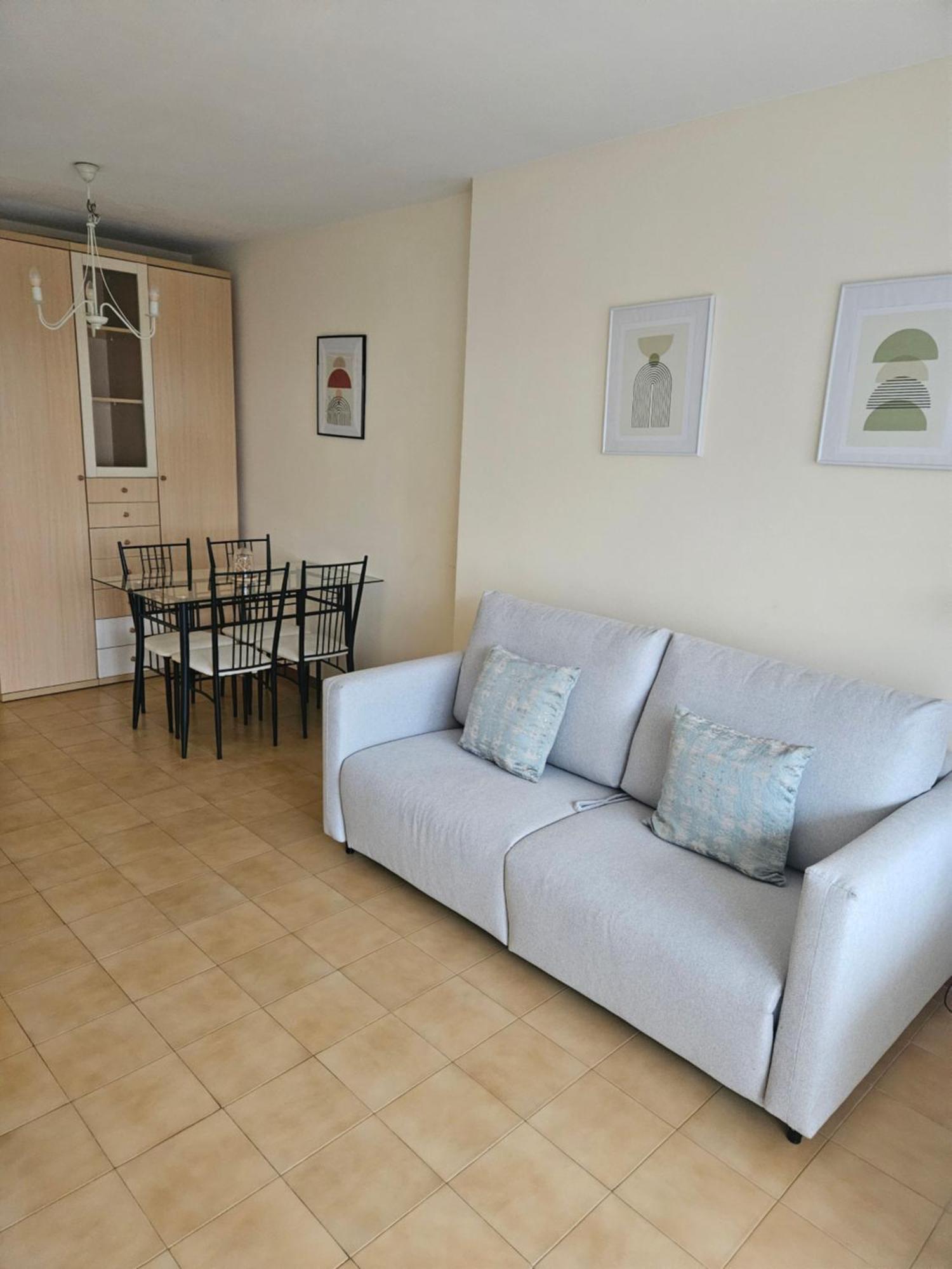 Playa Fenals Apartment