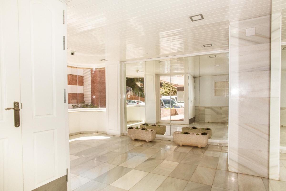 With Sea View Apartment