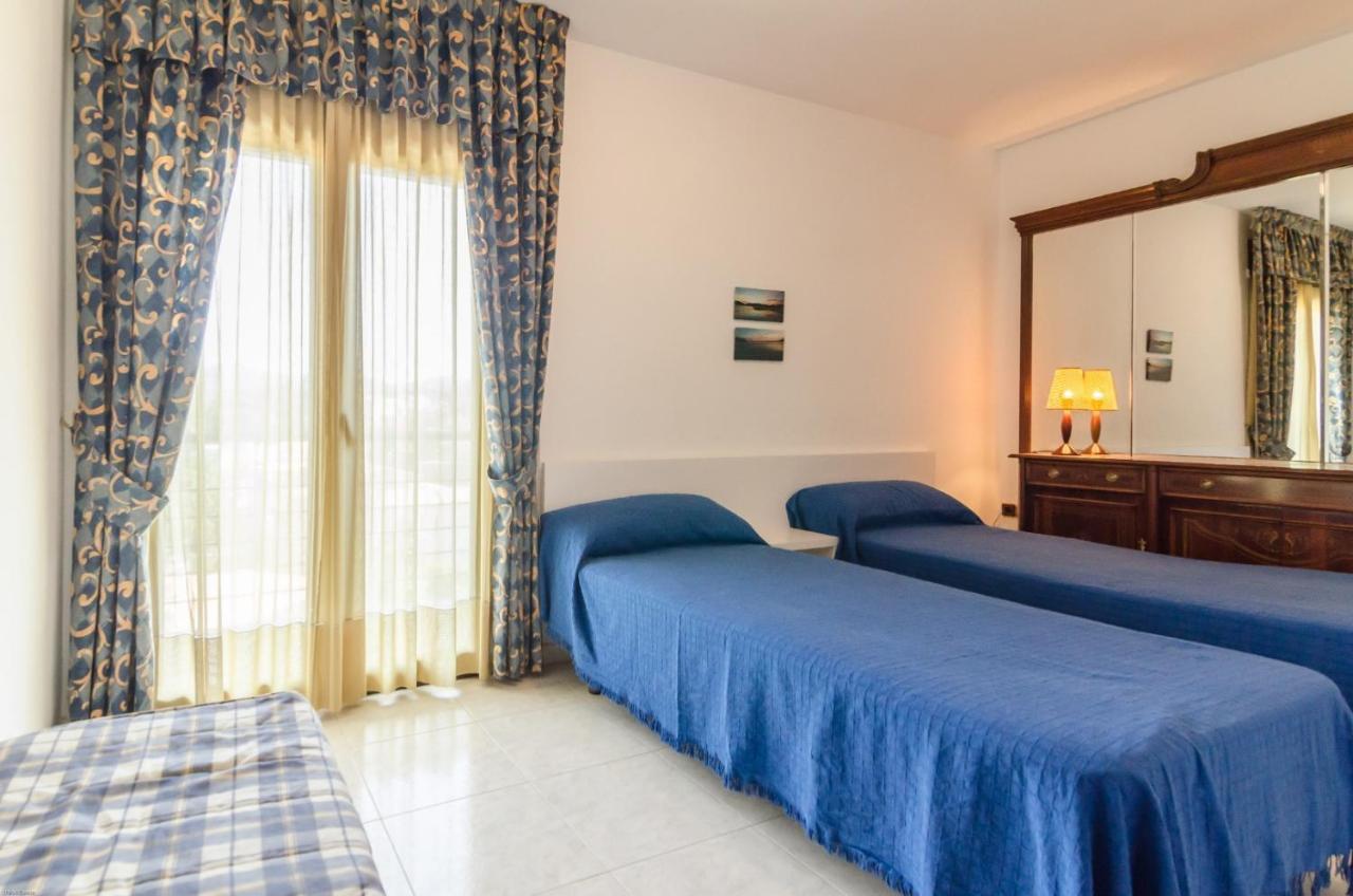 Club Villamar - Comodo Villa